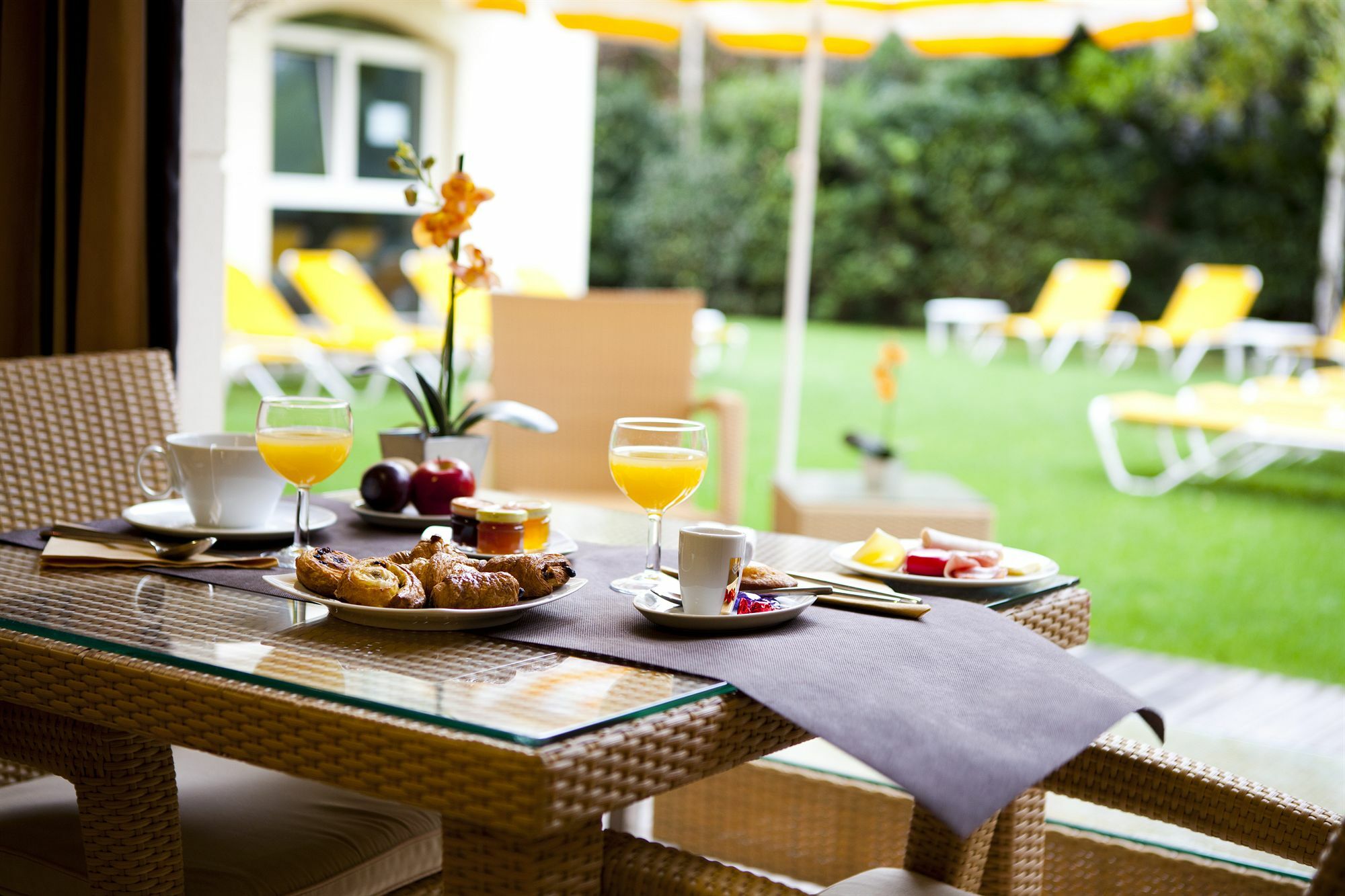 דוביל La Closerie Spa & Residence Hotel מראה חיצוני תמונה
